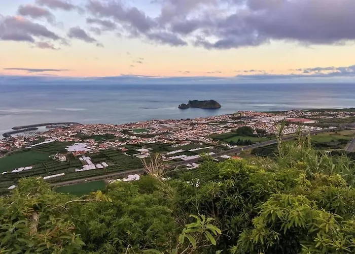 Mare Alta - Scenic Seaside With Outdoor Deck Apartament