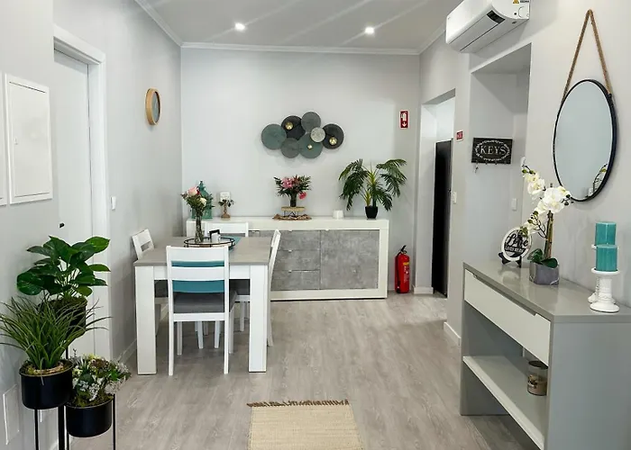 Mare Alta - Scenic Seaside With Outdoor Deck * Vila Franca do Campo