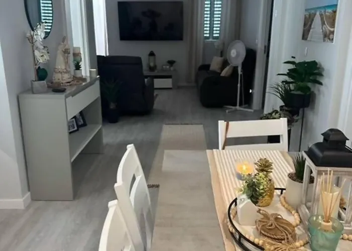 Apartment Mare Alta - Scenic Seaside With Outdoor Deck Vila Franca do Campo